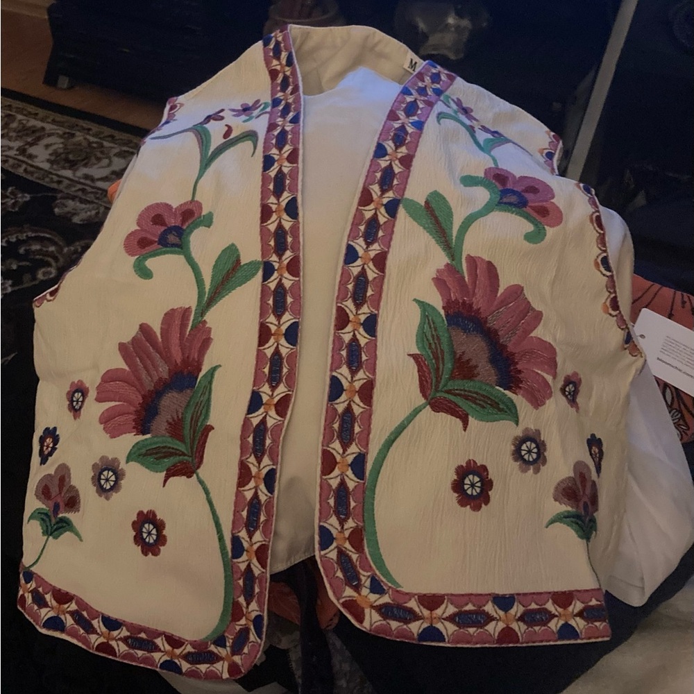 Floral Embroidered Vest - Cream and Pink